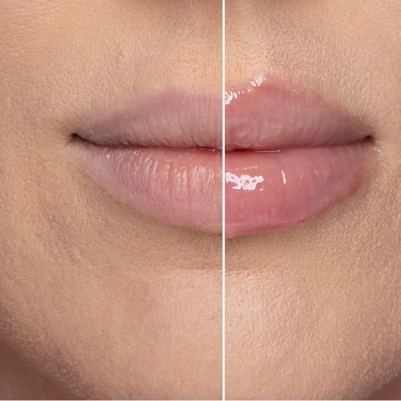 TOO FACED Lip Injection Extreme Lip Plumper in Clear - Picture 4 of 11